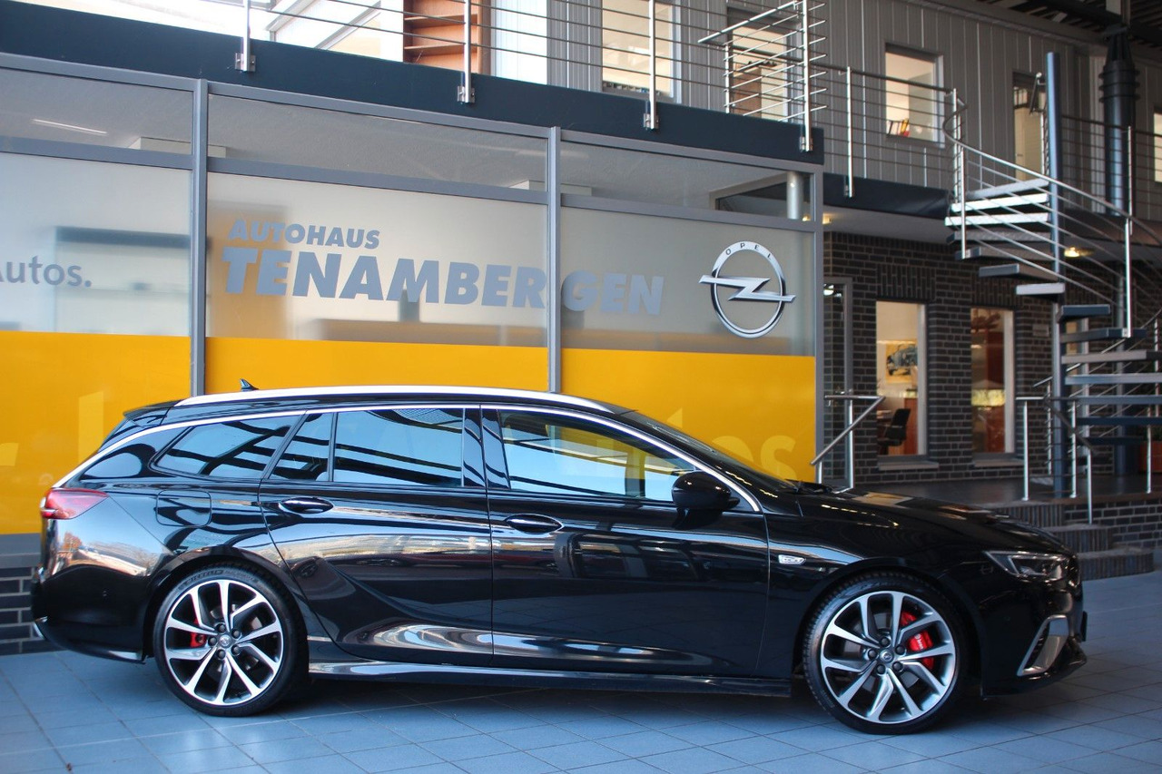 Opel Insignia B Sports Tourer GSi 4x4 Massage Bose - Station wagon: picture 3 Opel Insignia B Sports Tourer GSi 4x4 Massage Bose - Station wagon: picture 3