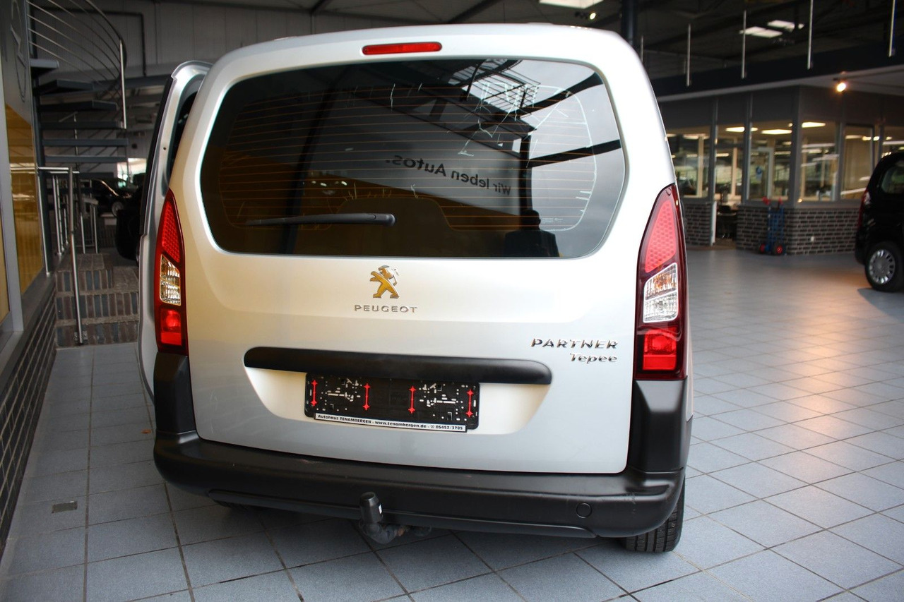 Peugeot Partner Tepee Active Bluetooth Klima AHK - Passenger van: picture 4 Peugeot Partner Tepee Active Bluetooth Klima AHK - Passenger van: picture 4