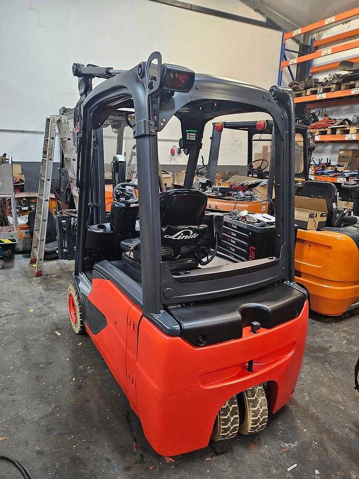 Linde E16L-02 - Electric forklift: picture 3 Linde E16L-02 - Electric forklift: picture 3