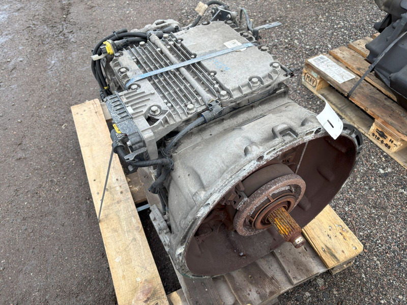 Volvo AT2412F - Gearbox: picture 3 Volvo AT2412F - Gearbox: picture 3