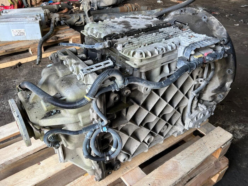 Volvo AT2612E - Gearbox: picture 4 Volvo AT2612E - Gearbox: picture 4