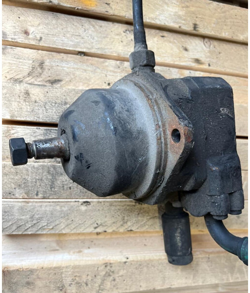 Volvo B12 - Hydraulic motor: picture 3 Volvo B12 - Hydraulic motor: picture 3