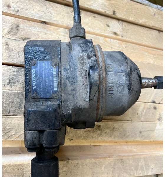 Volvo B12 - Hydraulic motor: picture 2 Volvo B12 - Hydraulic motor: picture 2