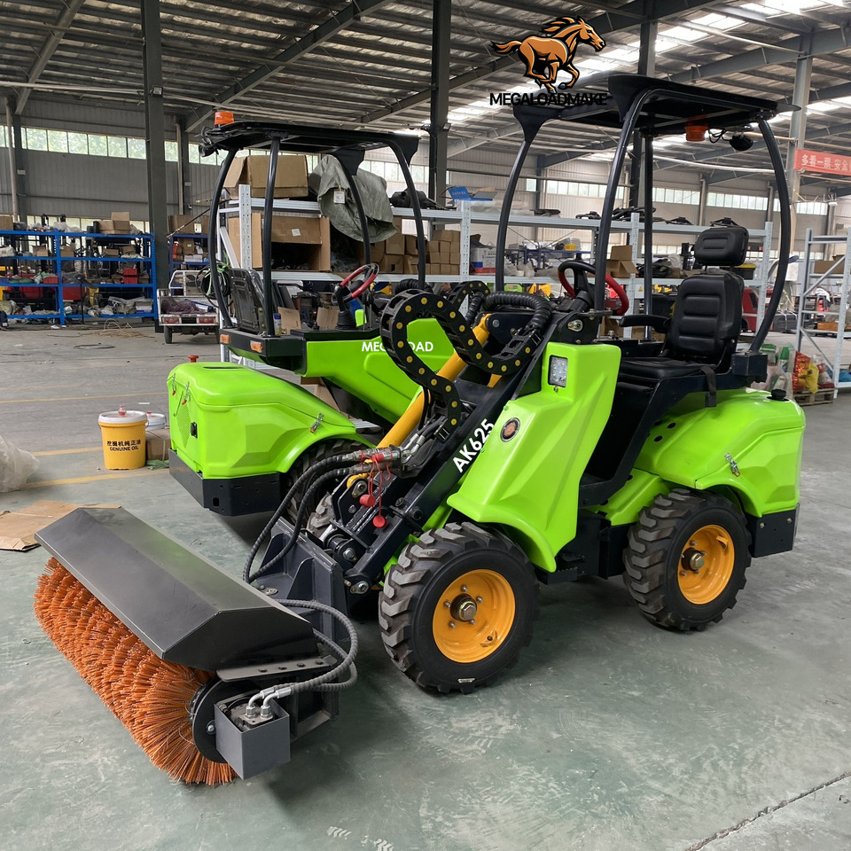 MEGALOAD AK625 Mini Wheel Loader Compact Size Articulated Diesel Kubota Engine P AK625 - Wheel loader: picture 5 MEGALOAD AK625 Mini Wheel Loader Compact Size Articulated Diesel Kubota Engine P AK625 - Wheel loader: picture 5