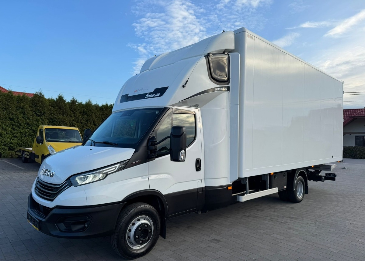 Iveco 72/18 Kontener-Winda 2x Kabina Sypialna IVECO 72C18 Winda Kontener XL Jak Nowe - Box van: picture 5 Iveco 72/18 Kontener-Winda 2x Kabina Sypialna IVECO 72C18 Winda Kontener XL Jak Nowe - Box van: picture 5