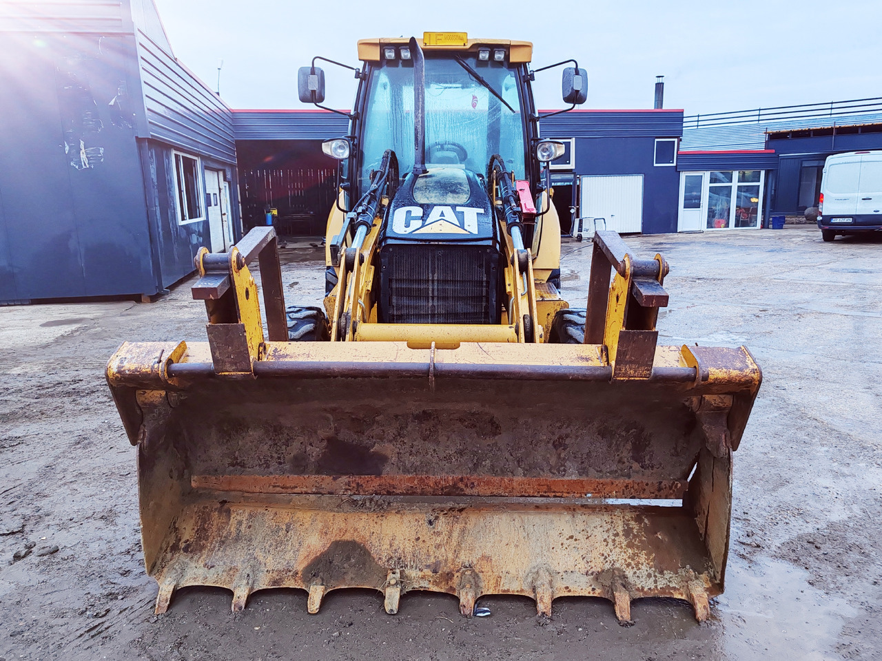 Backhoe loader CATERPILLAR 428E: picture 5