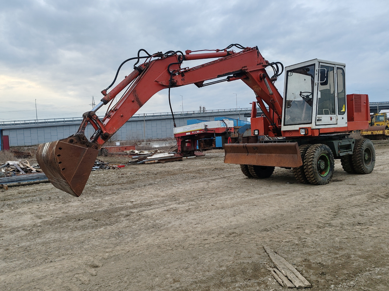 Case Poclain 61P - Wheel excavator: picture 3 Case Poclain 61P - Wheel excavator: picture 3