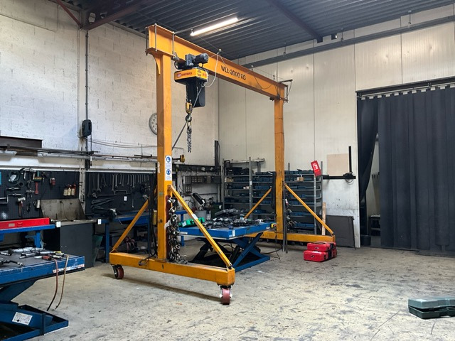 KONECRANES PA32-4,0 - Metalworking machinery: picture 3 KONECRANES PA32-4,0 - Metalworking machinery: picture 3