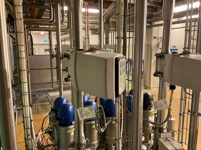 SIMENS Sitrans Fm Mag 1100 Food - Air compressor: picture 2 SIMENS Sitrans Fm Mag 1100 Food - Air compressor: picture 2