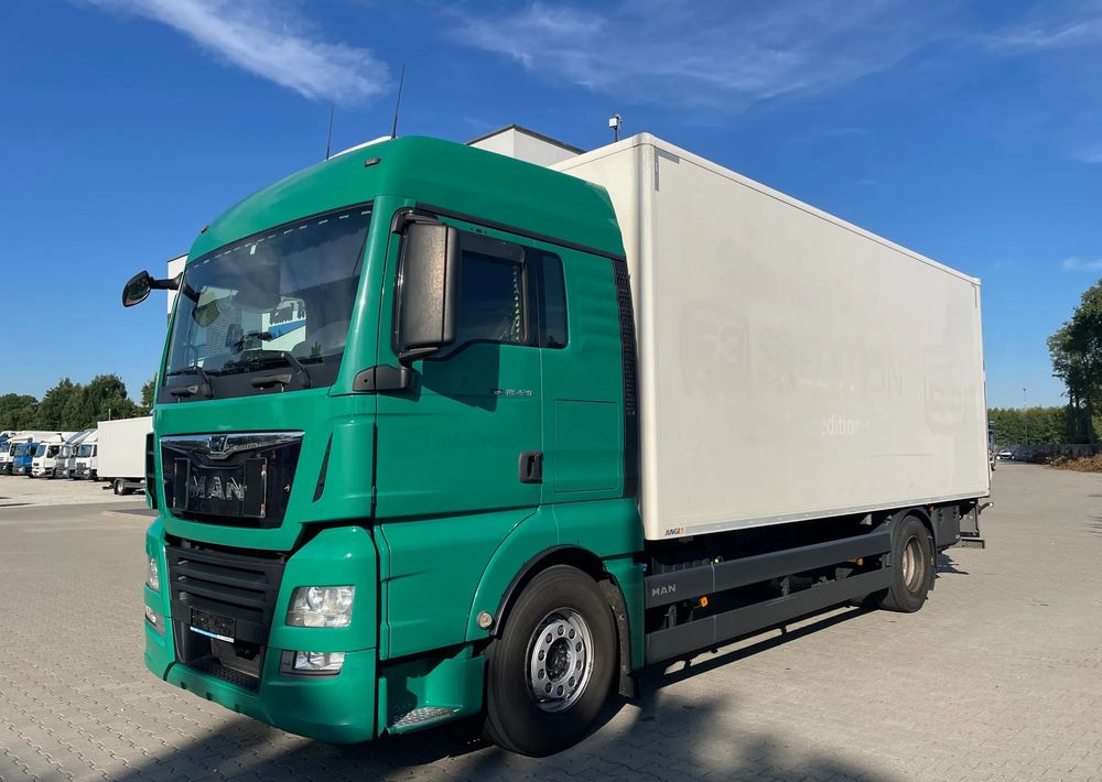 MAN TGX 18.420/ KONTENER 7,2m - Box truck: picture 2 MAN TGX 18.420/ KONTENER 7,2m - Box truck: picture 2