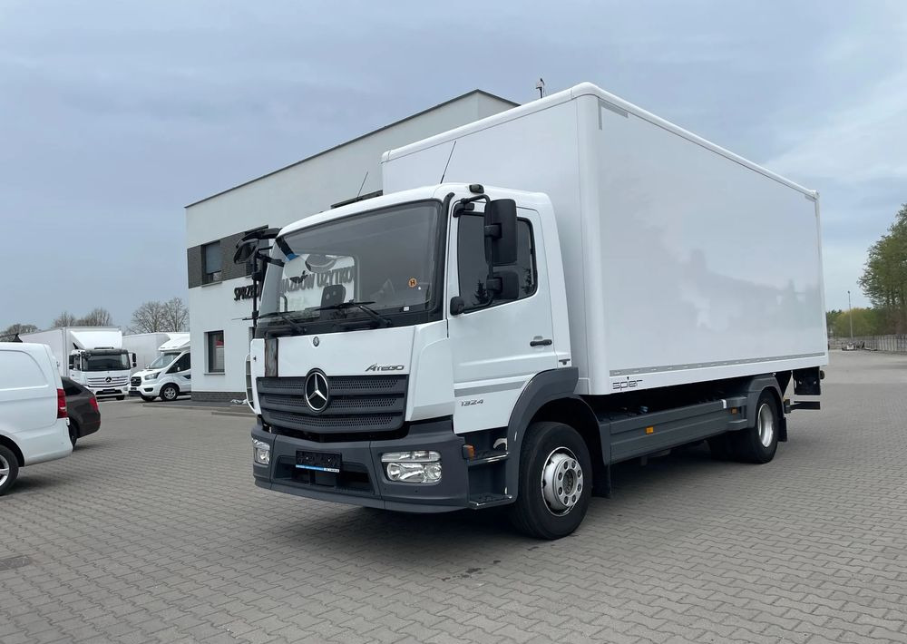 Mercedes-Benz ATEGO 1324, 15 EUROPALET, ŁADOWNOŚĆ 7,5 T - Box truck: picture 4 Mercedes-Benz ATEGO 1324, 15 EUROPALET, ŁADOWNOŚĆ 7,5 T - Box truck: picture 4
