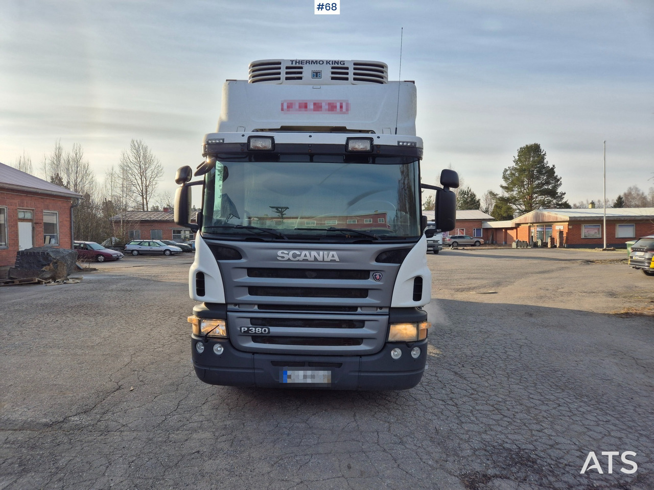 Scania P380 Umpikorinen - Box truck: picture 2 Scania P380 Umpikorinen - Box truck: picture 2