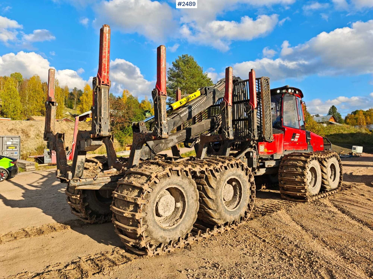 Komatsu 895 Forwarder (VIDEO) - Forwarder: picture 3 Komatsu 895 Forwarder (VIDEO) - Forwarder: picture 3