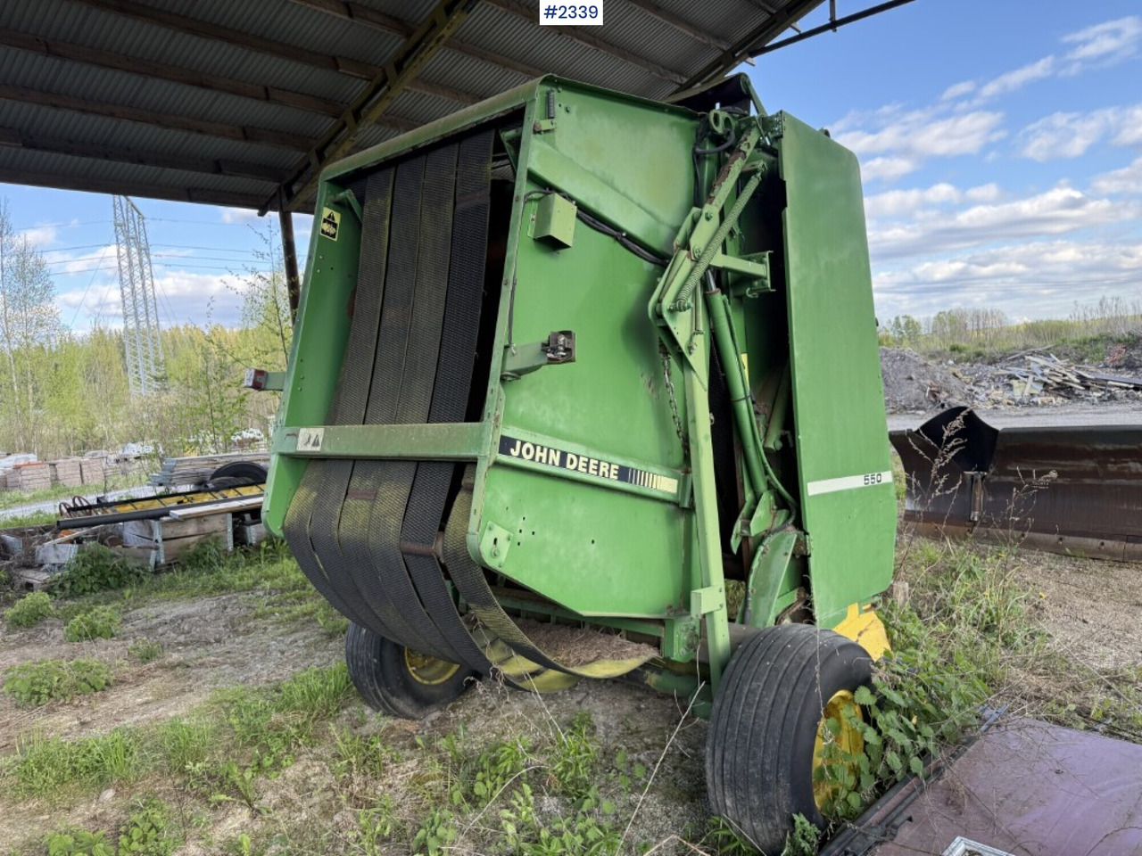 Round baler, John Deere 550 - Hay and forage equipment: picture 5 Round baler, John Deere 550 - Hay and forage equipment: picture 5