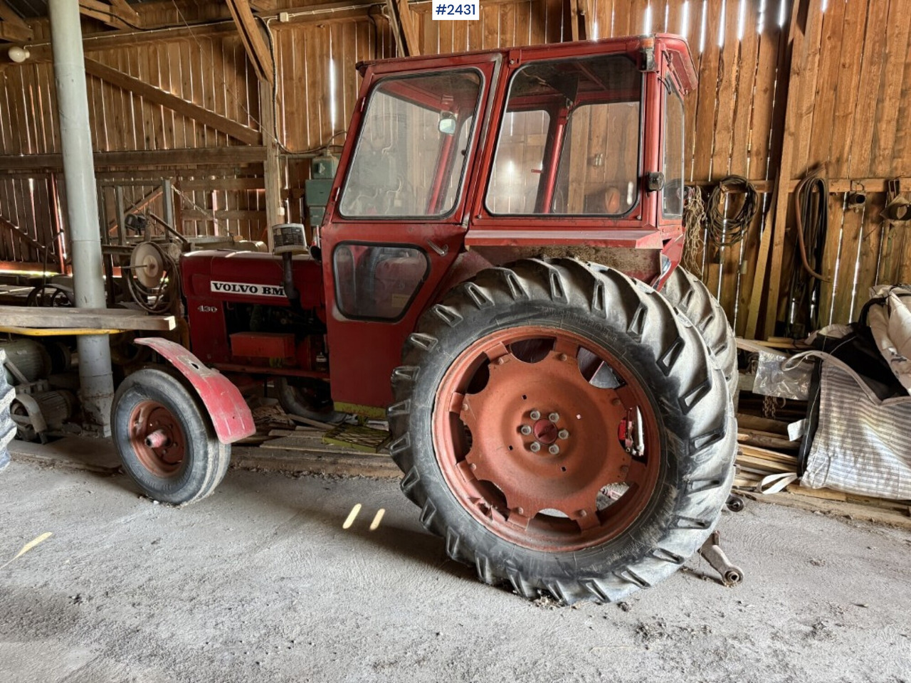 Tractor Volvo BM T430 - Farm tractor: picture 4 Tractor Volvo BM T430 - Farm tractor: picture 4