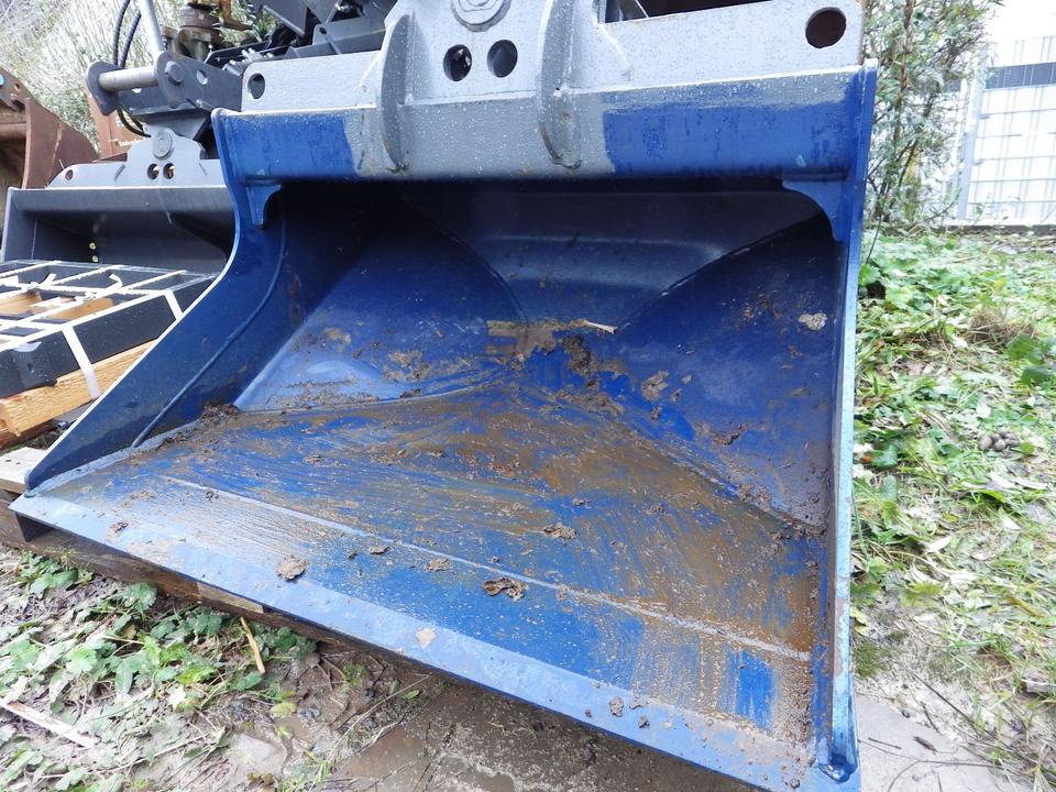 Planierlöffel 1200 mm hydr. schwenkbar MS08 (netto 3300,00) - Excavator bucket: picture 4 Planierlöffel 1200 mm hydr. schwenkbar MS08 (netto 3300,00) - Excavator bucket: picture 4