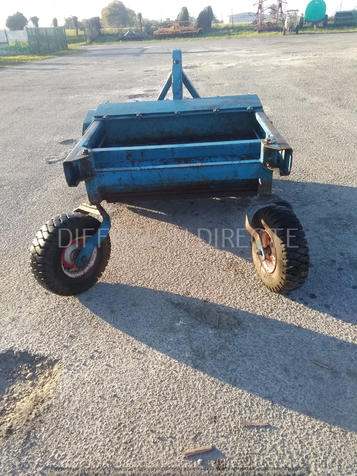 BRUNET BROYEUR A SARMENTS BRM 125 - Flail mower/ Mulcher: picture 2 BRUNET BROYEUR A SARMENTS BRM 125 - Flail mower/ Mulcher: picture 2