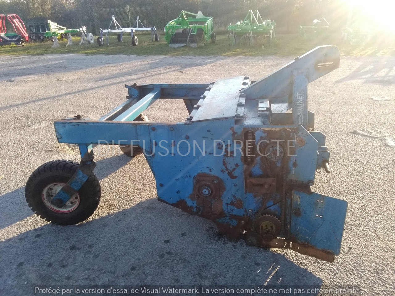 BRUNET BROYEUR A SARMENTS BRM 125 - Flail mower/ Mulcher: picture 3 BRUNET BROYEUR A SARMENTS BRM 125 - Flail mower/ Mulcher: picture 3