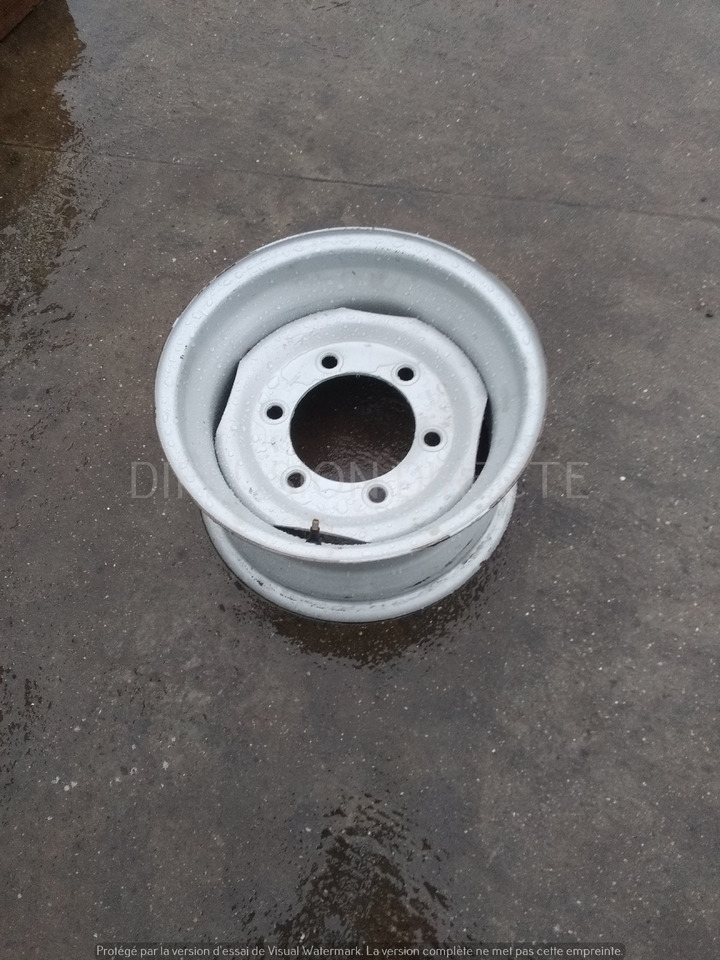 JANTE 6 TROUS - Rim: picture 1 JANTE 6 TROUS - Rim: picture 1