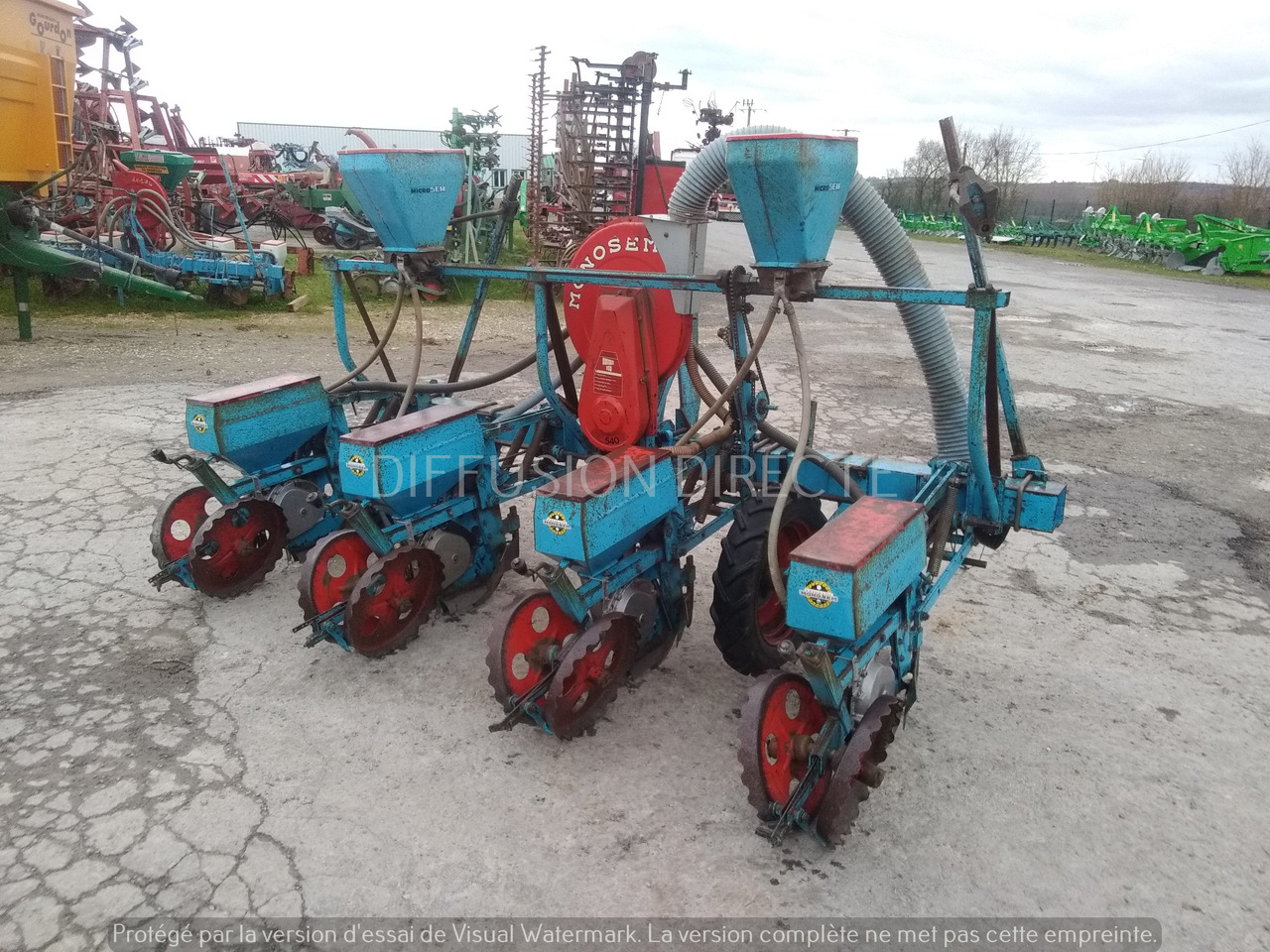 MONOSEM SEMOIR MONOGRAINE PNU - Precision sowing machine: picture 3 MONOSEM SEMOIR MONOGRAINE PNU - Precision sowing machine: picture 3