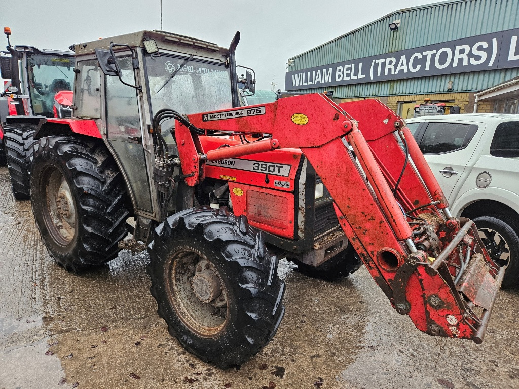 MF 390T 4wd 12/12 with loader, Off Farm - Farm tractor: picture 1 MF 390T 4wd 12/12 with loader, Off Farm - Farm tractor: picture 1