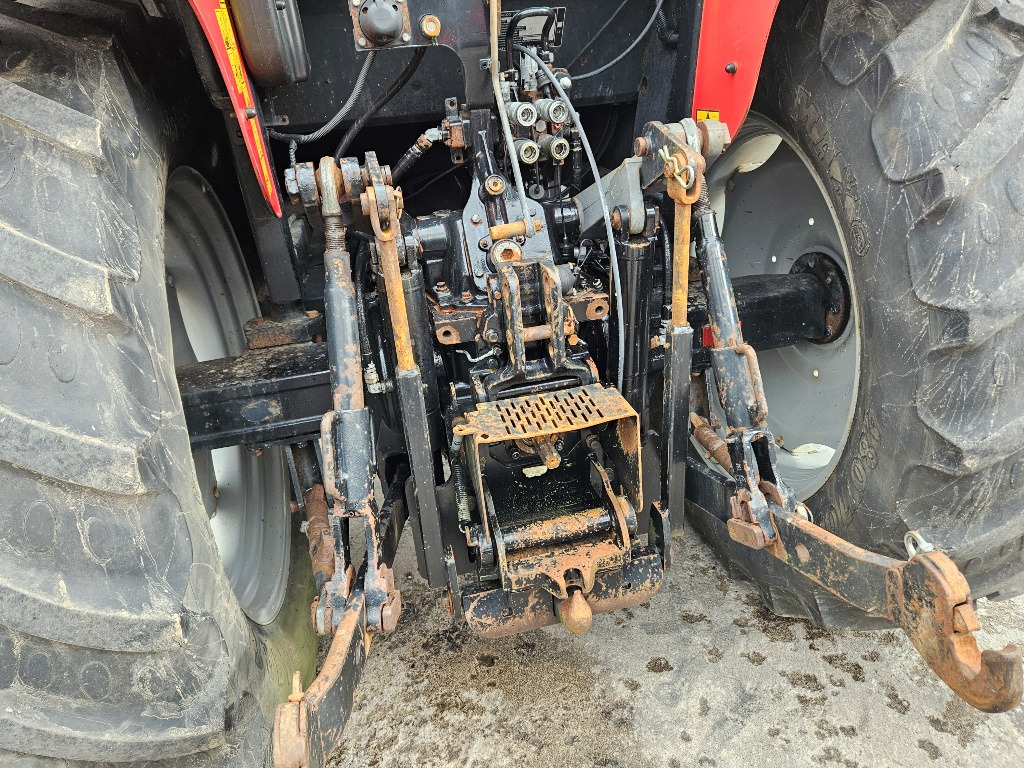 MF 5445 Manual Shuttle - Farm tractor: picture 4 MF 5445 Manual Shuttle - Farm tractor: picture 4