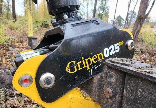 Forestry tractor, Forestry trailer ValtraN123 + Kronos 140 4WDM + Cranab FC8: picture 15