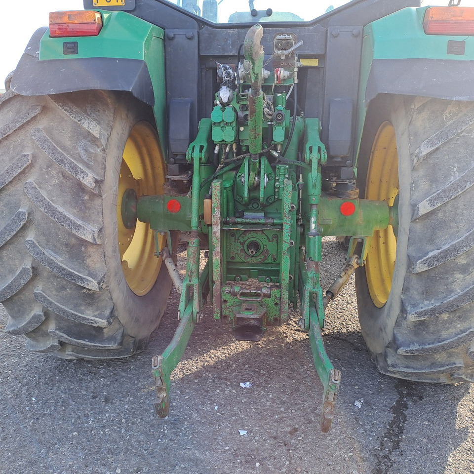 JOHN DEERE 6410 - Farm tractor: picture 5 JOHN DEERE 6410 - Farm tractor: picture 5