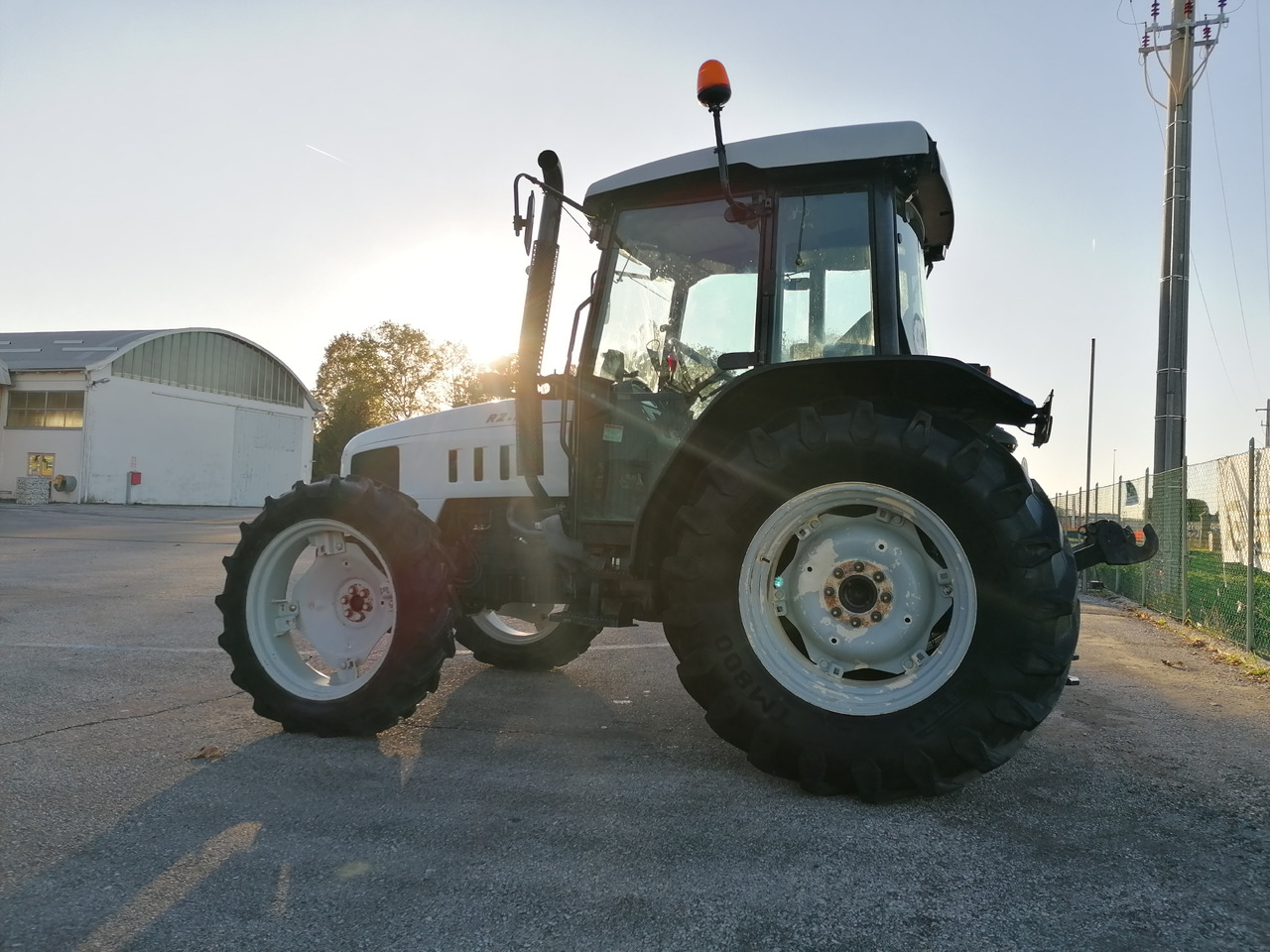 LAMBORGHINI R2.86 - Farm tractor: picture 4 LAMBORGHINI R2.86 - Farm tractor: picture 4