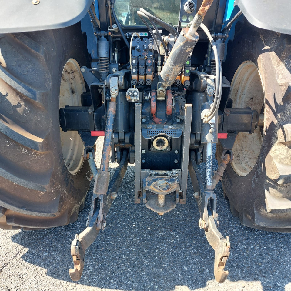 Farm tractor NEW HOLLAND TM 190: picture 6 Farm tractor NEW HOLLAND TM 190: picture 6