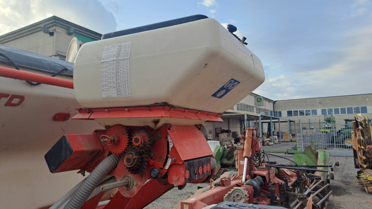 Seed drill SEMINATRICE DI PRECISIONE KUHN MAXIMA 2 TD: picture 7