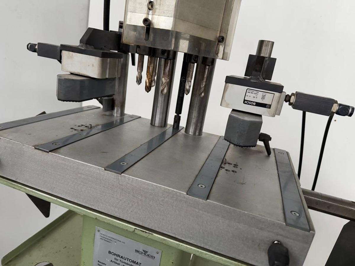 Türbänder-Bohrautomat SCHÜCO - Machine tool: picture 3 Türbänder-Bohrautomat SCHÜCO - Machine tool: picture 3