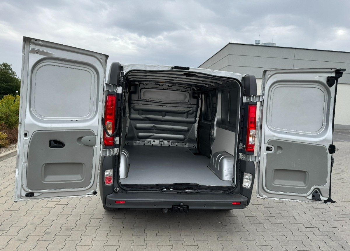 Opel Vivaro 2.0 DCI 115KM 2013 Rok SERWISOWANY Bezwypadkowy Super Stan - Panel van: picture 5 Opel Vivaro 2.0 DCI 115KM 2013 Rok SERWISOWANY Bezwypadkowy Super Stan - Panel van: picture 5