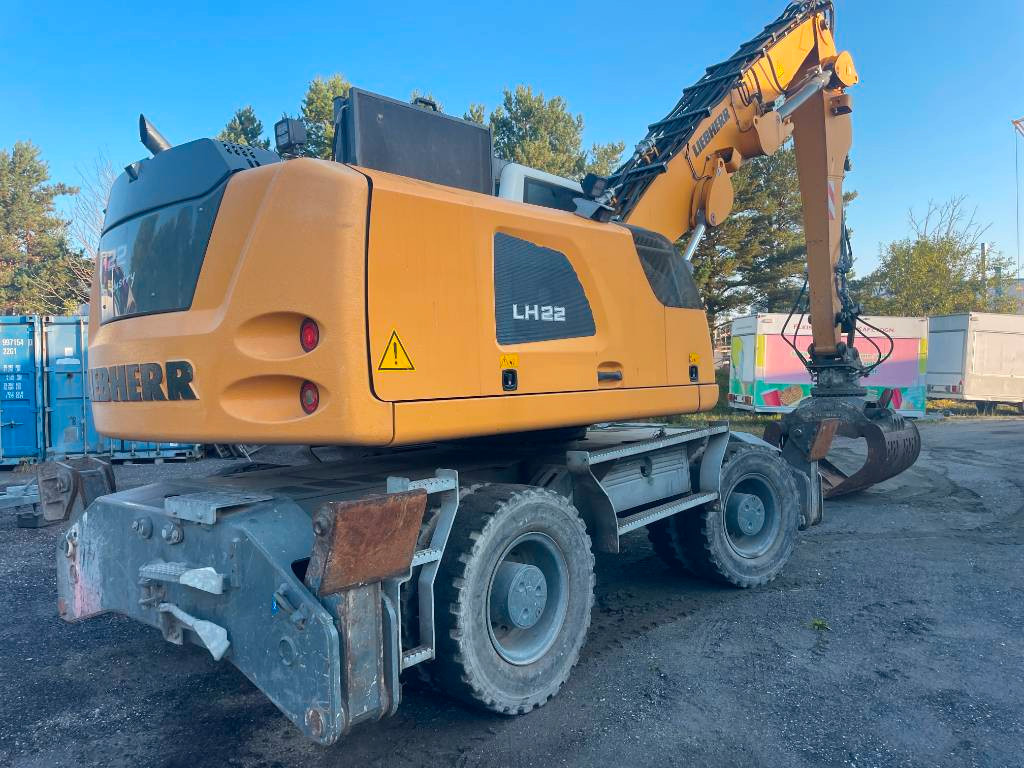 Liebherr LH 22 M Litronic - Waste/ Industry handler: picture 3 Liebherr LH 22 M Litronic - Waste/ Industry handler: picture 3