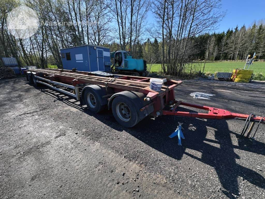 Briab SBLB4X-34-127 - Roll-off/ Skip trailer: picture 3 Briab SBLB4X-34-127 - Roll-off/ Skip trailer: picture 3