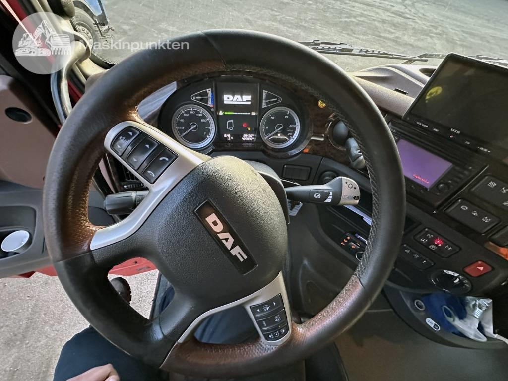 Leasing of DAF XF 530  DAF XF 530: picture 22