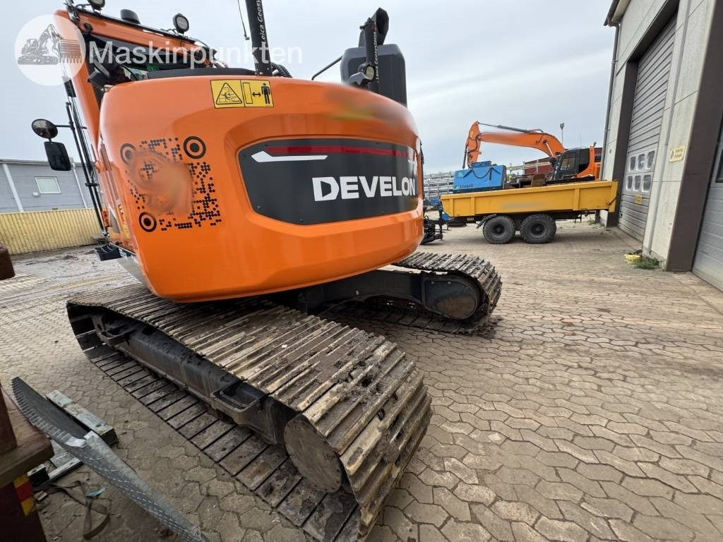Develon DX 235 LCR - Crawler excavator: picture 2 Develon DX 235 LCR - Crawler excavator: picture 2
