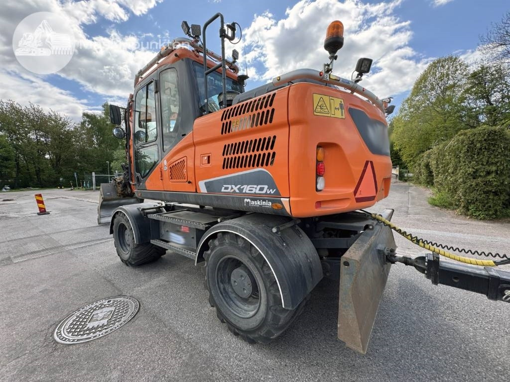 Doosan DX 160 W - Wheel excavator: picture 2 Doosan DX 160 W - Wheel excavator: picture 2