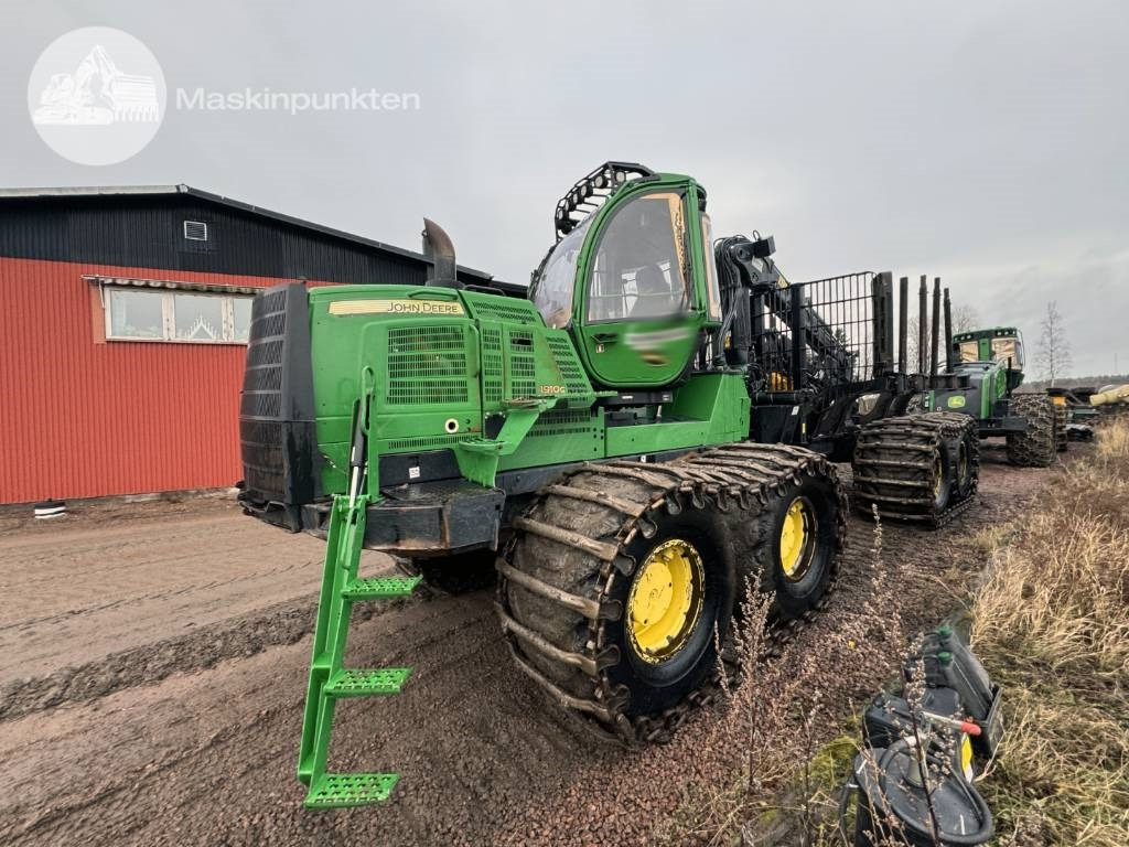 John Deere 1910 G - Forwarder: picture 3 John Deere 1910 G - Forwarder: picture 3
