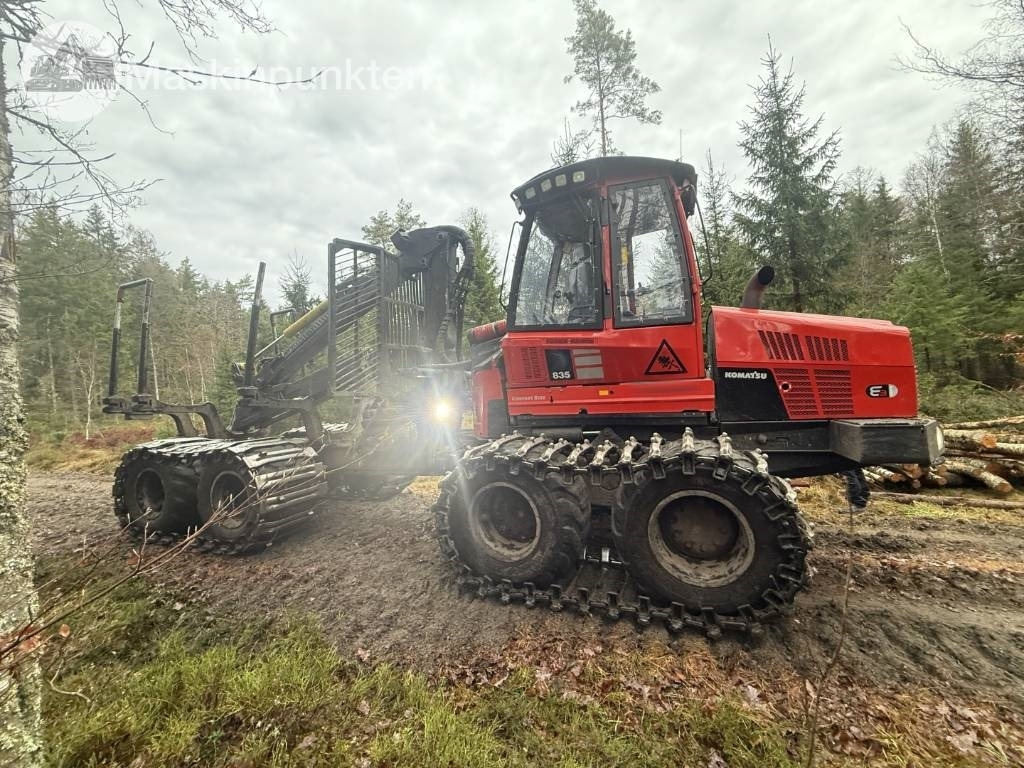 Komatsu 835 - Forwarder: picture 4 Komatsu 835 - Forwarder: picture 4