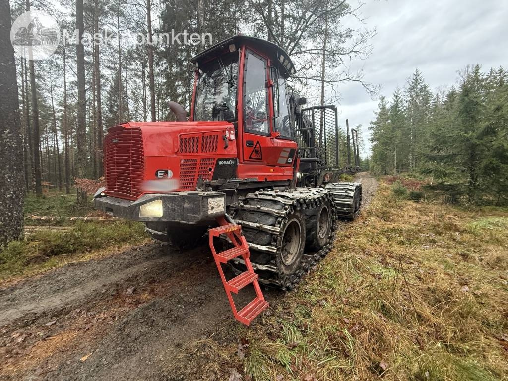 Komatsu 835 - Forwarder: picture 1 Komatsu 835 - Forwarder: picture 1