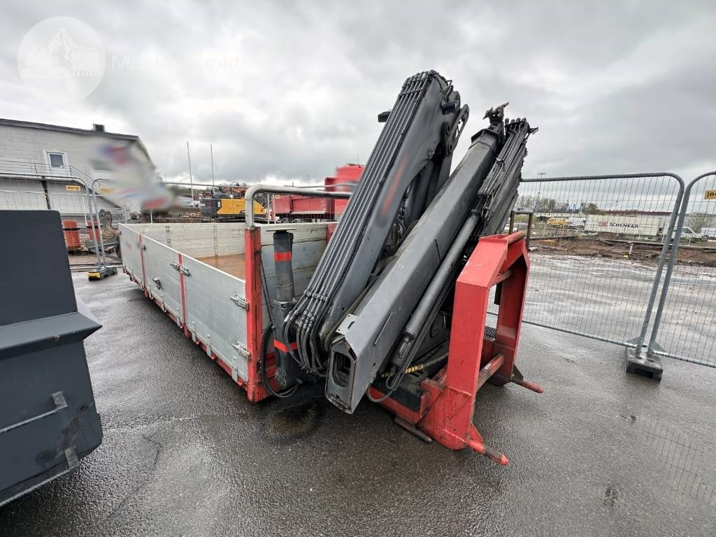 Kranflak Hiab 144 - Flatbed body: picture 1 Kranflak Hiab 144 - Flatbed body: picture 1