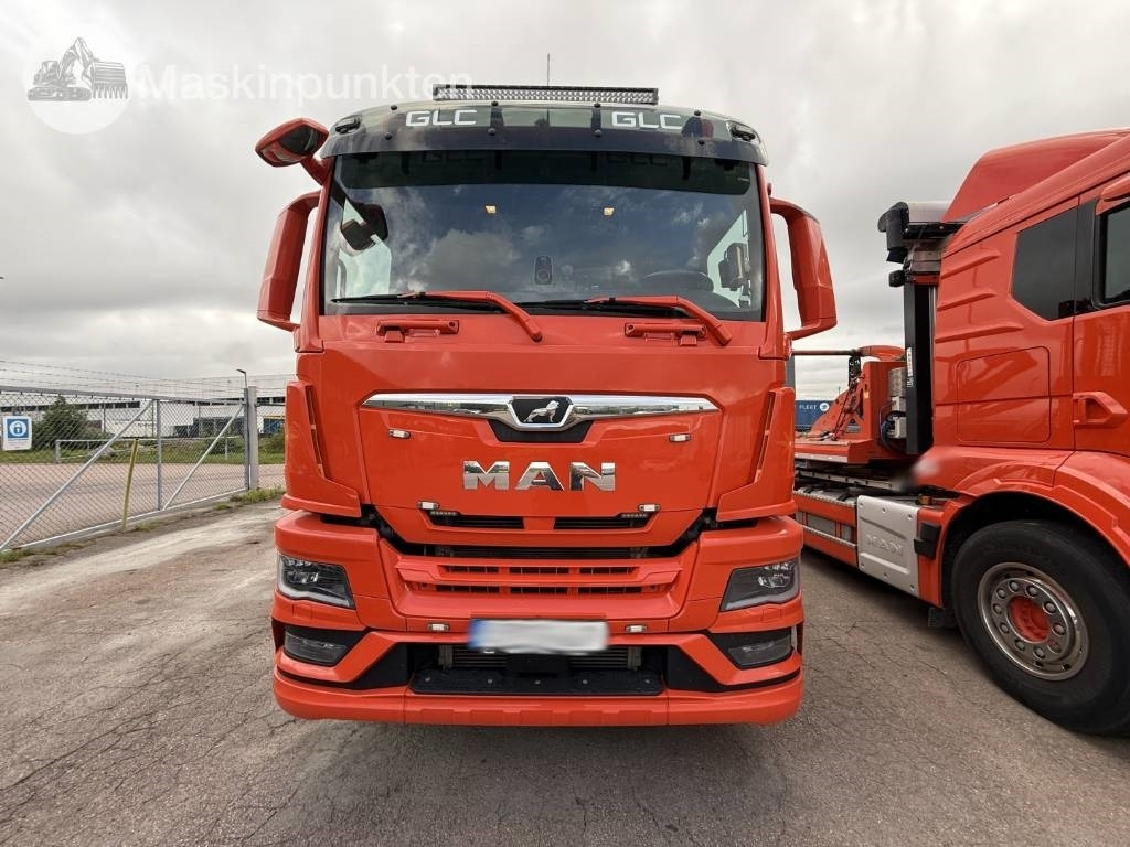 MAN TGS 26.360 - Skip loader truck: picture 2 MAN TGS 26.360 - Skip loader truck: picture 2