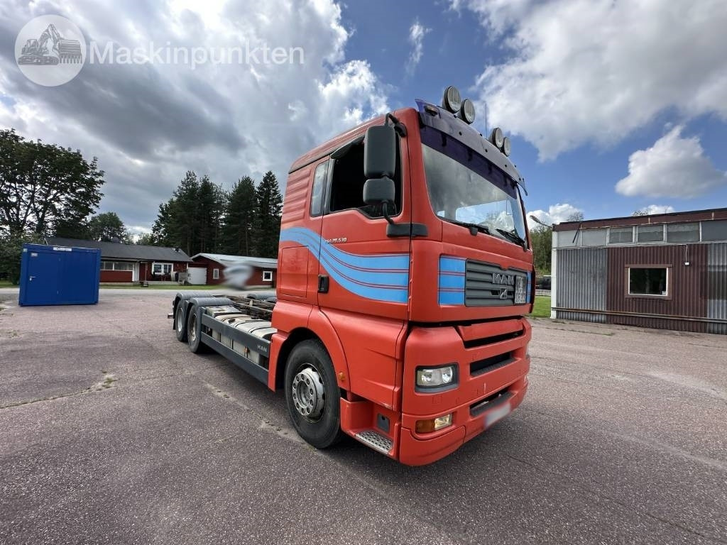 MAN TGX 28.530 LAXO - Cab chassis truck: picture 3 MAN TGX 28.530 LAXO - Cab chassis truck: picture 3