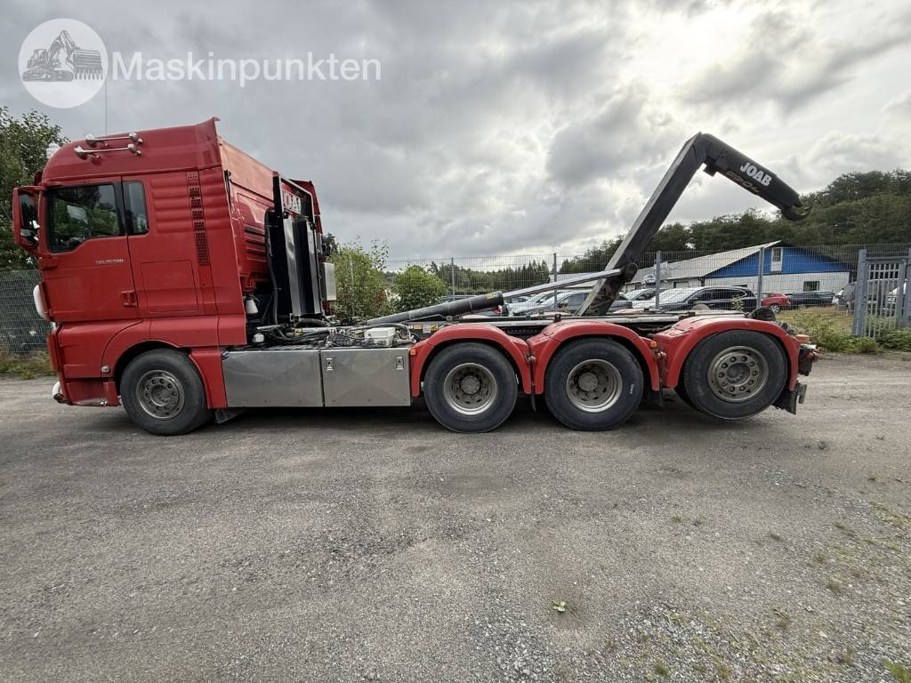 MAN TGX 35.500 EKIPAGE  - Hook lift truck: picture 1 MAN TGX 35.500 EKIPAGE  - Hook lift truck: picture 1