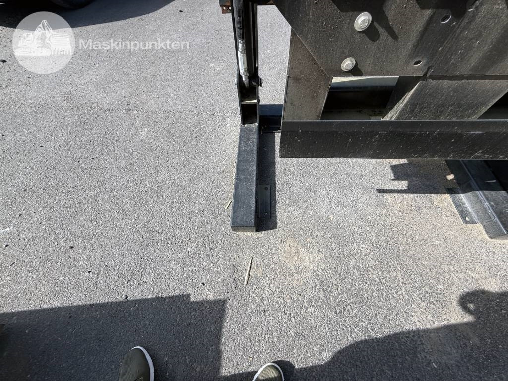 Material handling equipment Europress S 7 Kärlvändare: picture 12