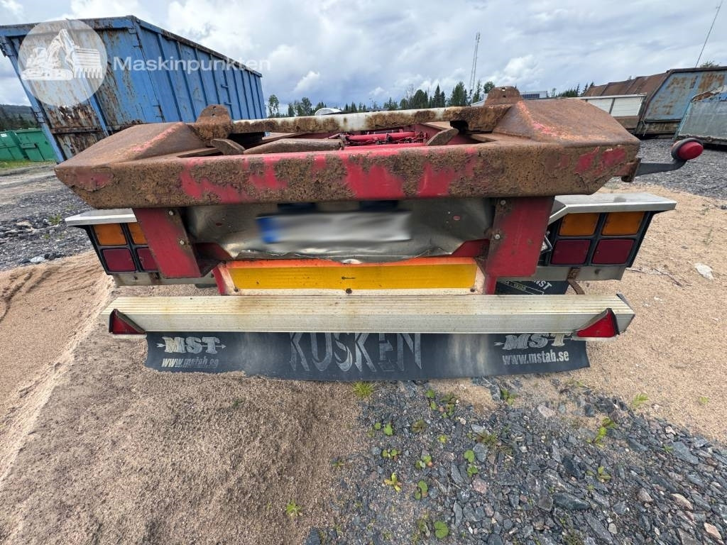 Mjölbysläpet SFL4-12,5-36 - Roll-off/ Skip trailer: picture 3 Mjölbysläpet SFL4-12,5-36 - Roll-off/ Skip trailer: picture 3
