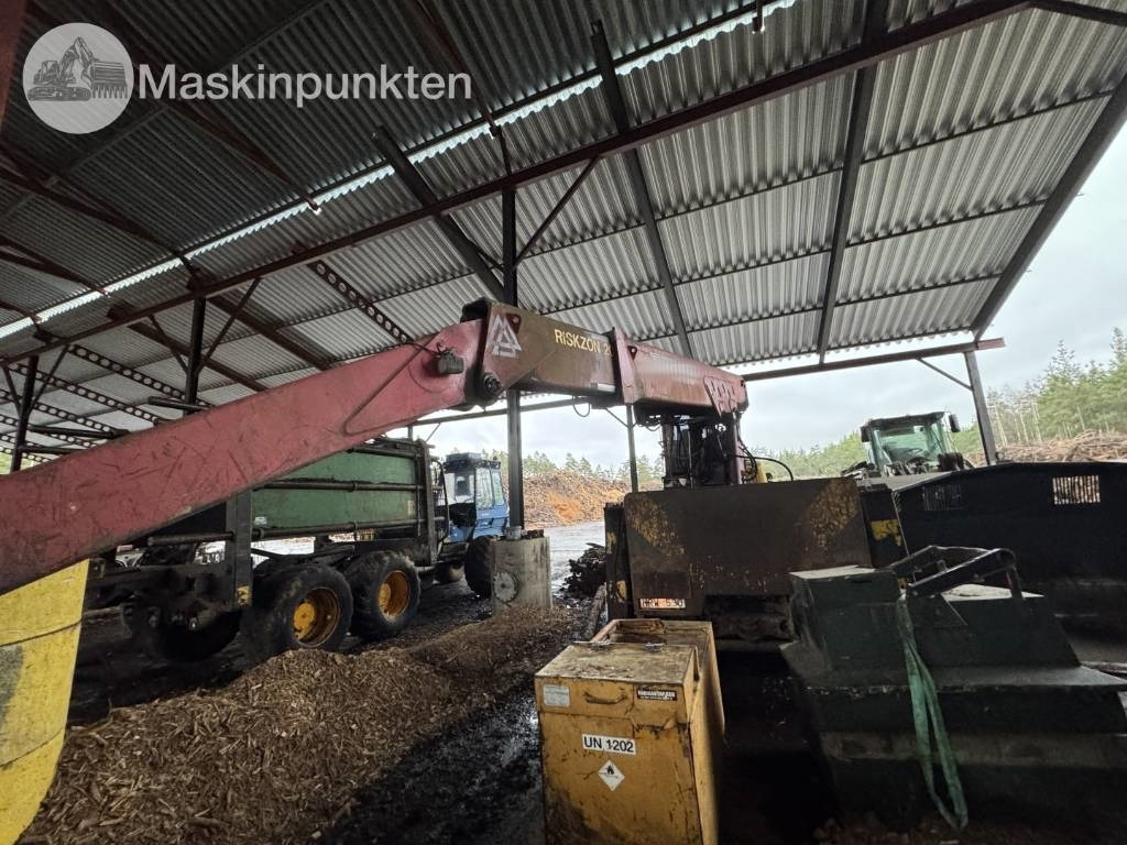 Scania P 124 G med Timberman - Timber truck: picture 5 Scania P 124 G med Timberman - Timber truck: picture 5