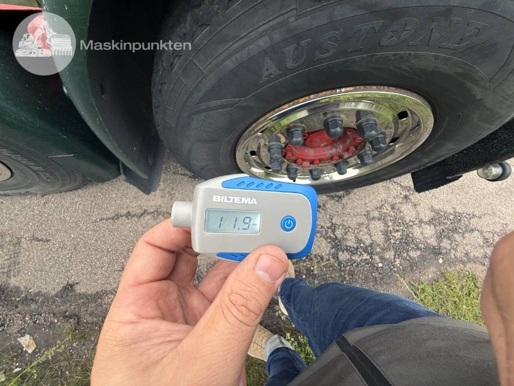 Hook lift truck Scania R 520 LB: picture 12