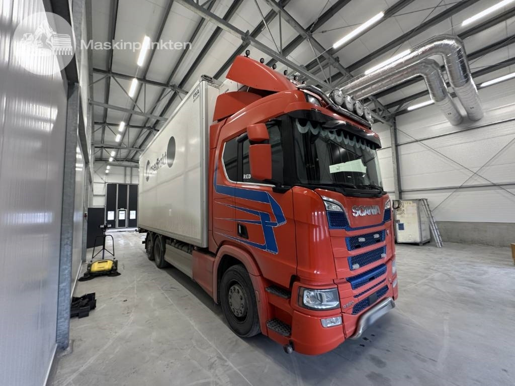 Scania R 520 - Refrigerator truck: picture 1 Scania R 520 - Refrigerator truck: picture 1